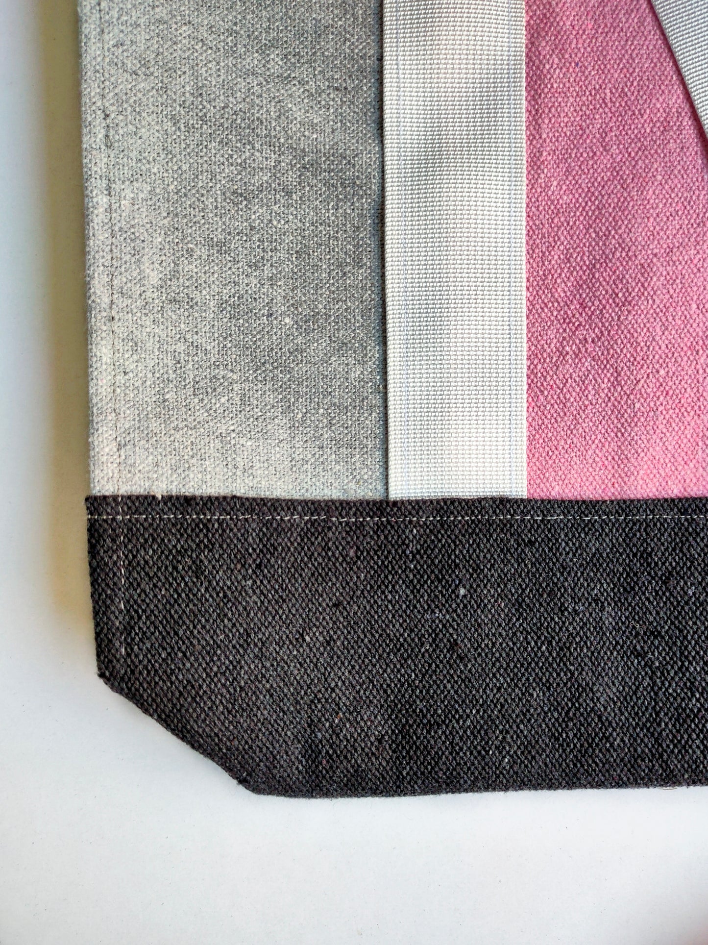 Pink Mist Art Bag – 35×50