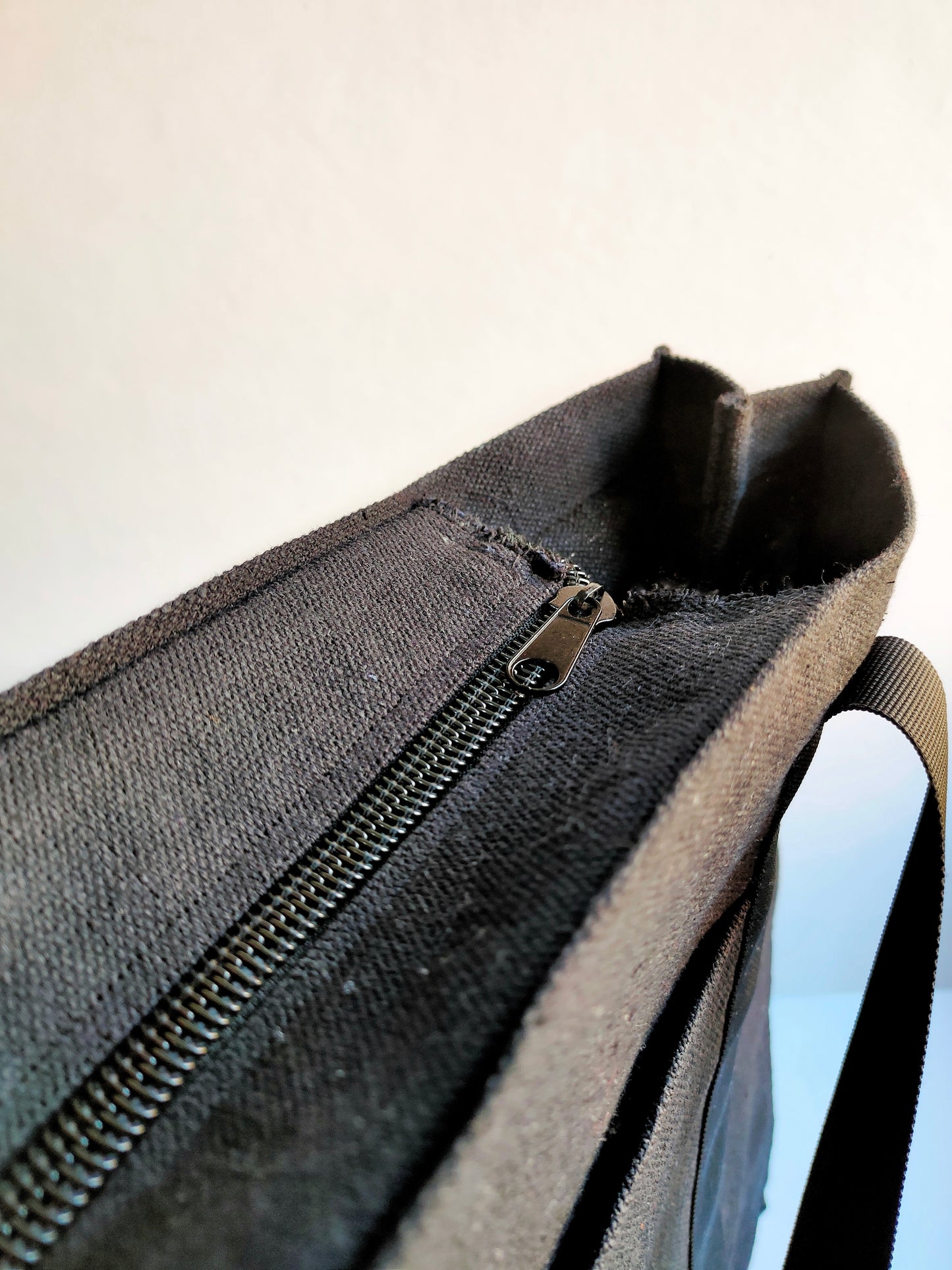 Noir Art Bag – 45×60