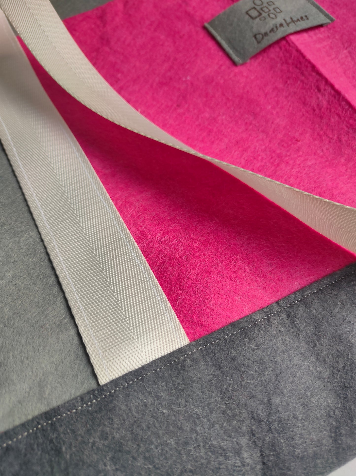 Pink Mist Art Bag – 40×60