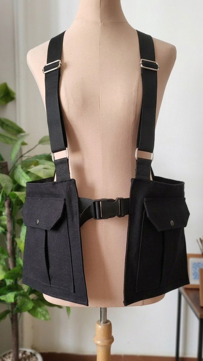 Noir Photographer vest