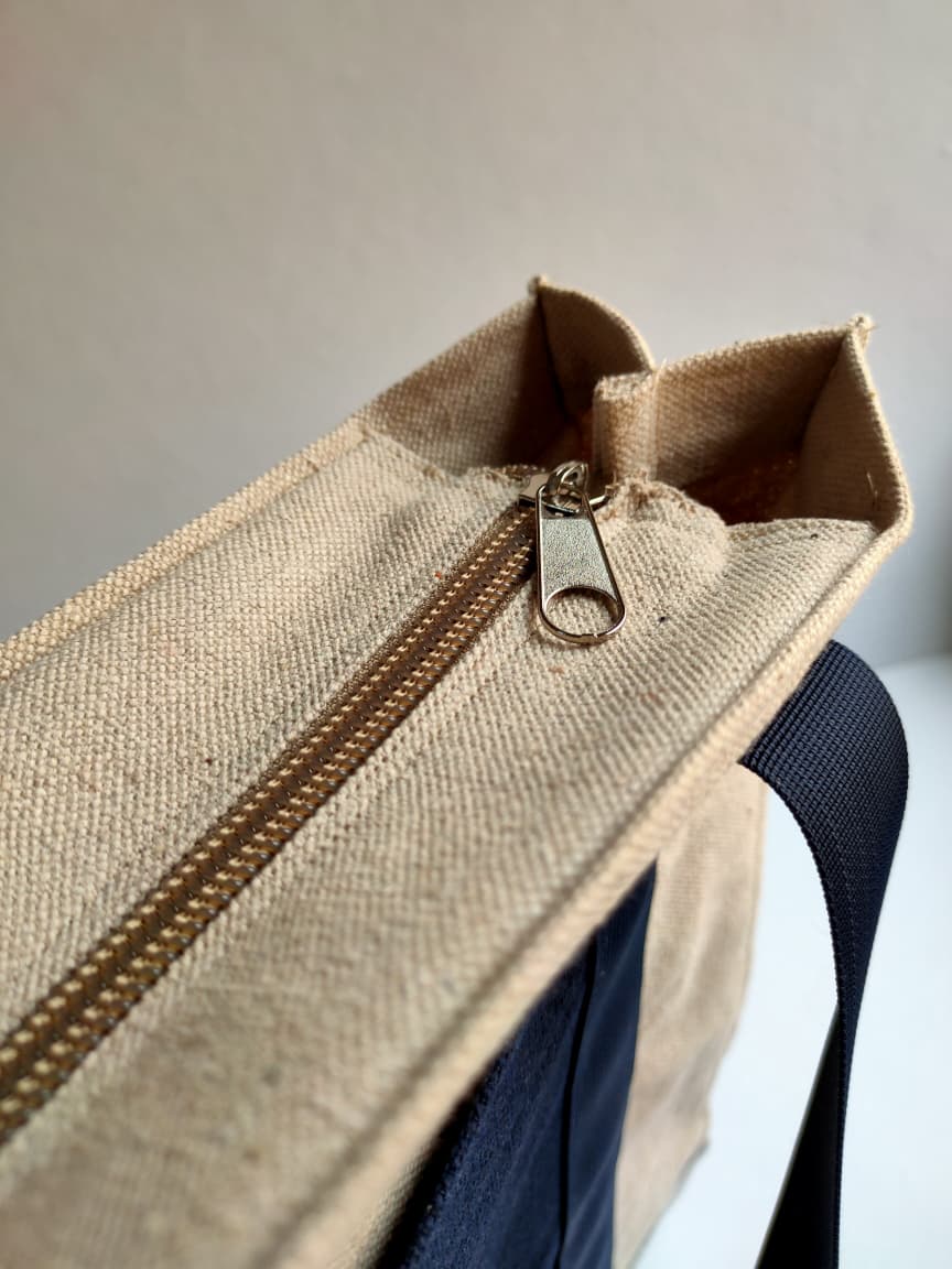 Mist Art Bag — Wide Edition (Navy Strap) – 45×60