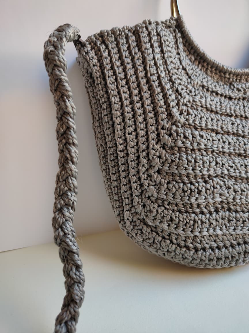 Macramé Muse – Silver Dusk
