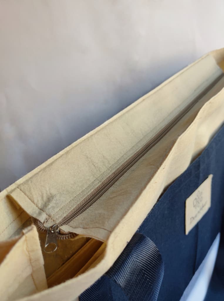 Mist Art Bag — Wide Edition (Navy Strap) – 35×50