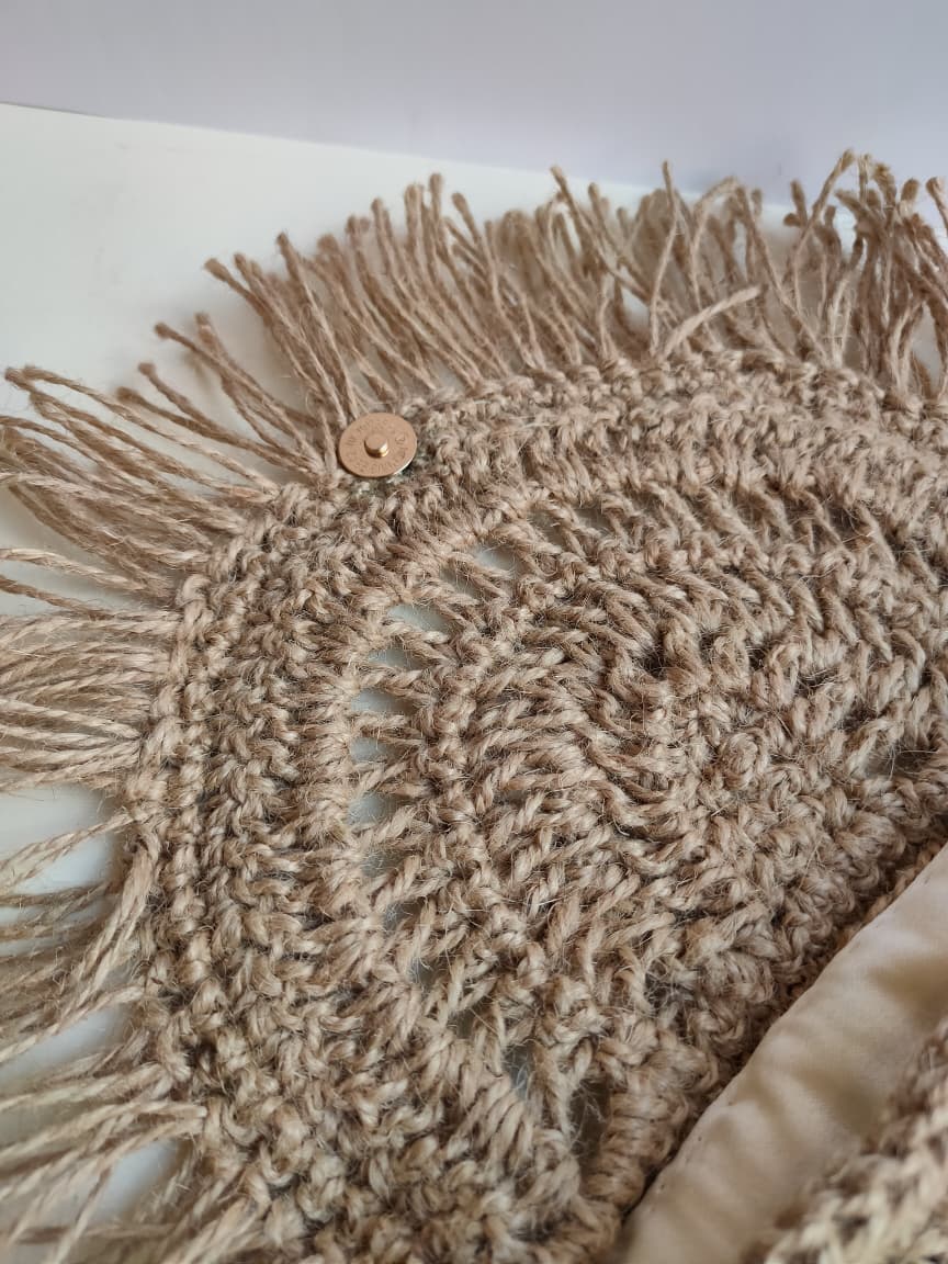 Macramé Muse – Seashell Charm