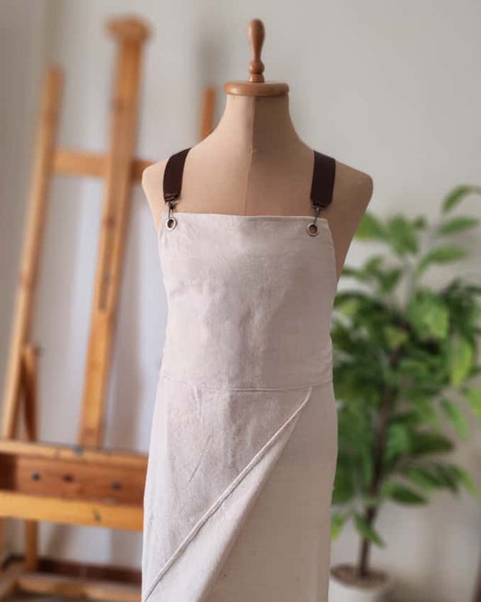Basic Split Leg Apron