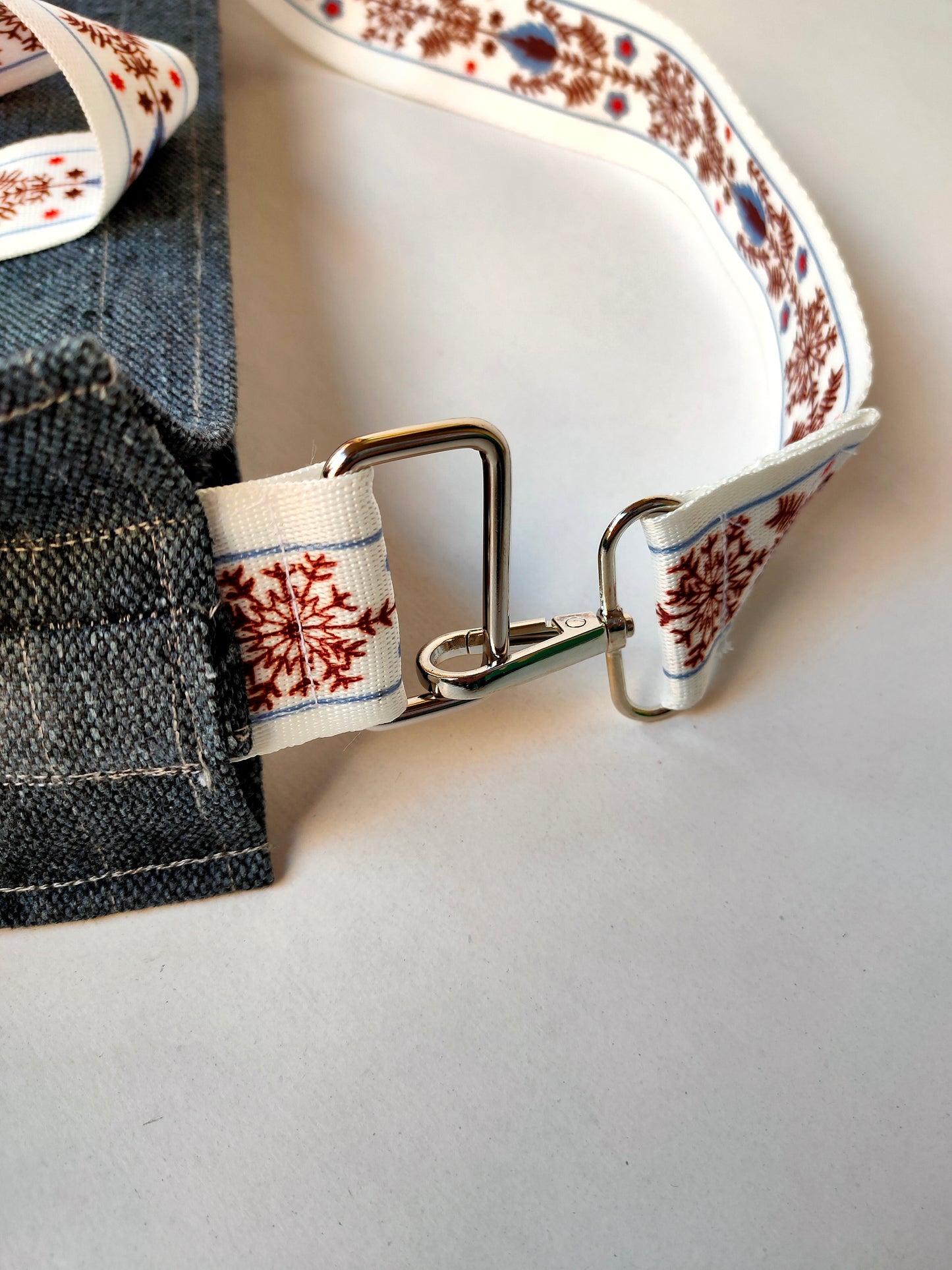 Celeste Art Bag(Adjustable strap )35 × 50