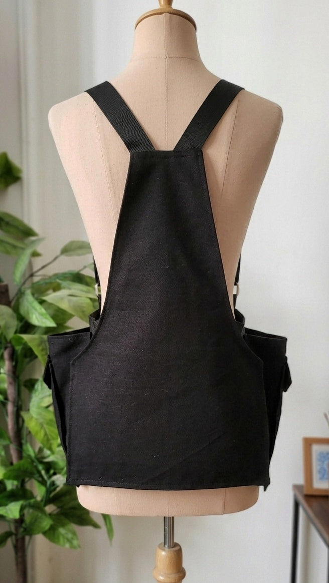 Noir Photographer vest