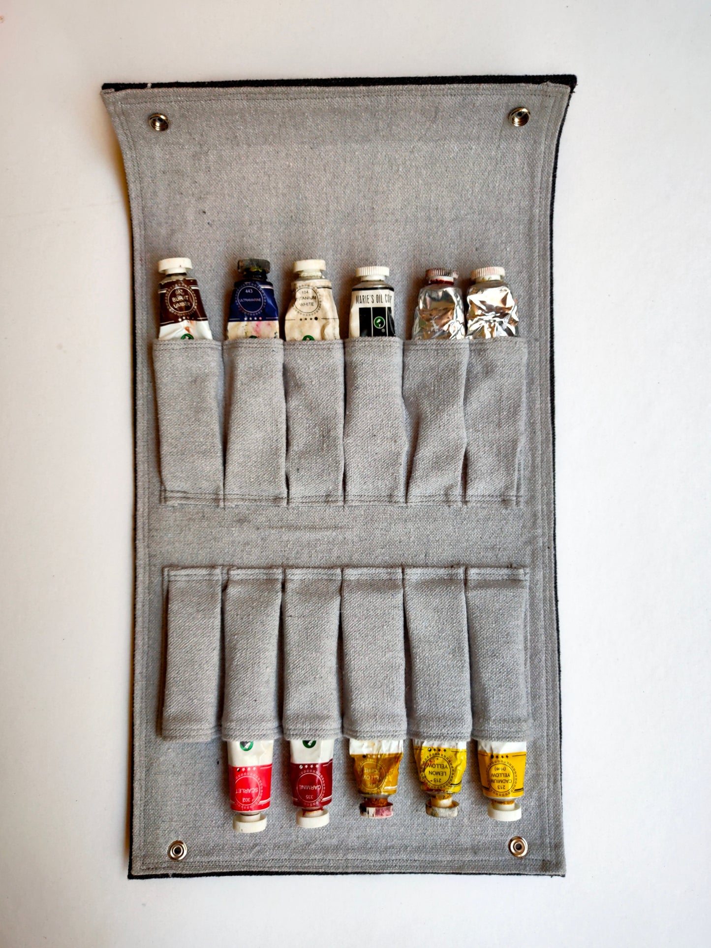 Oil color case (Graphite)