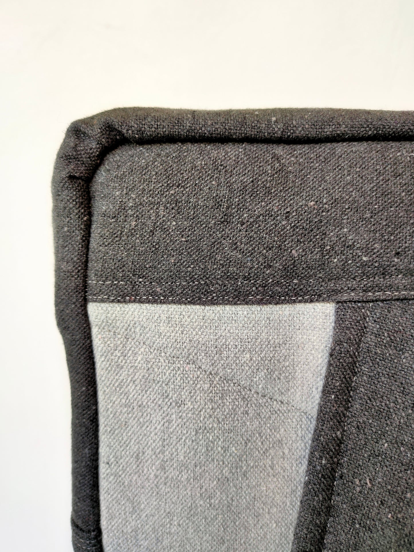 Solo Art Bag - Graphite 40×55